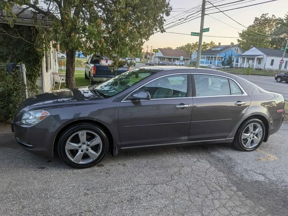 2010 Chevrolet Malibu - Image 5 of 9