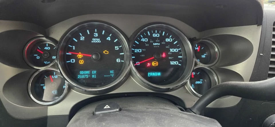 2010 Chevrolet Silverado 2nd Gen - Image 8 of 9