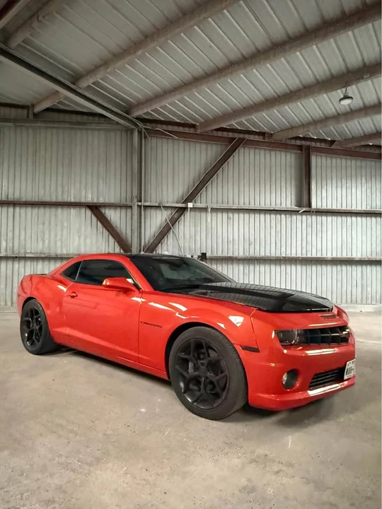2010 Chevrolet SS - Image 2 of 13