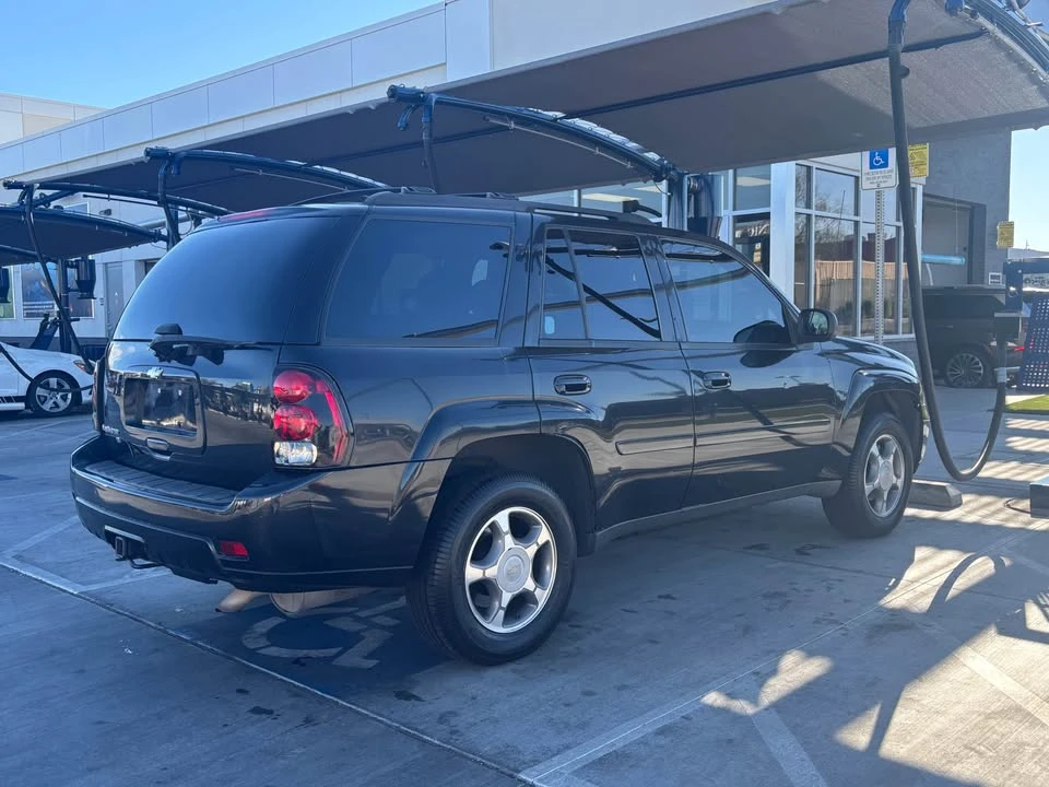 2010 Chevrolet Trailblazer - Image 3 of 7