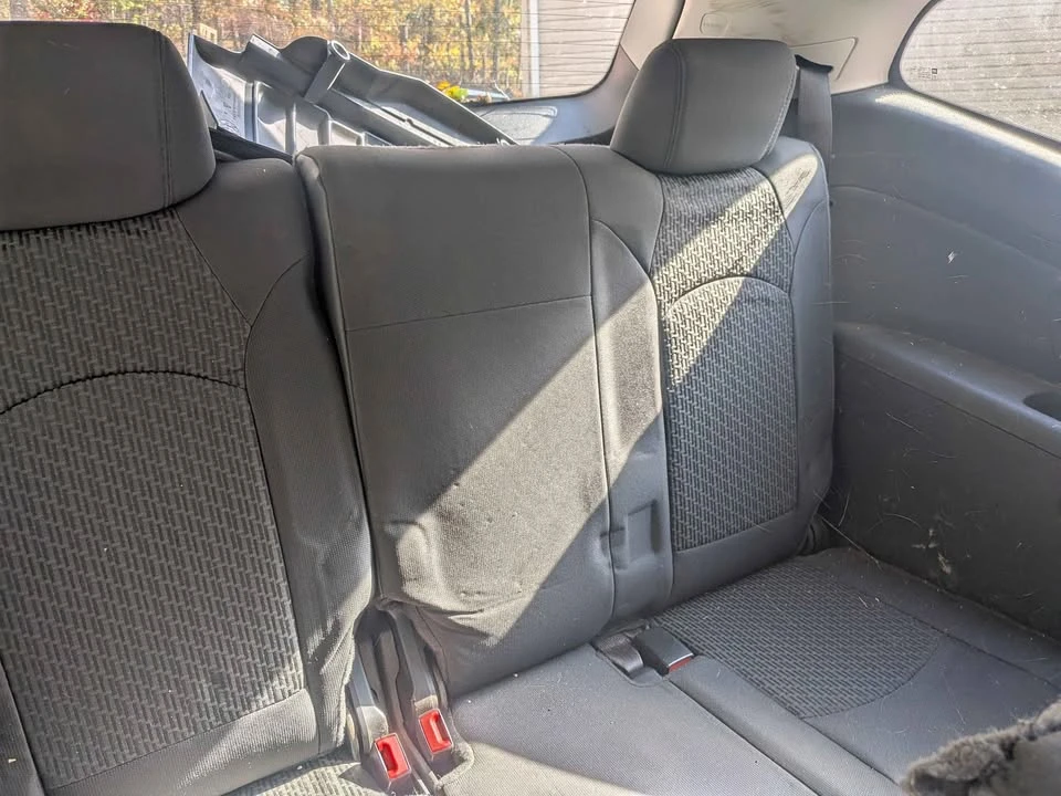2010 Chevrolet Traverse - Image 6 of 8