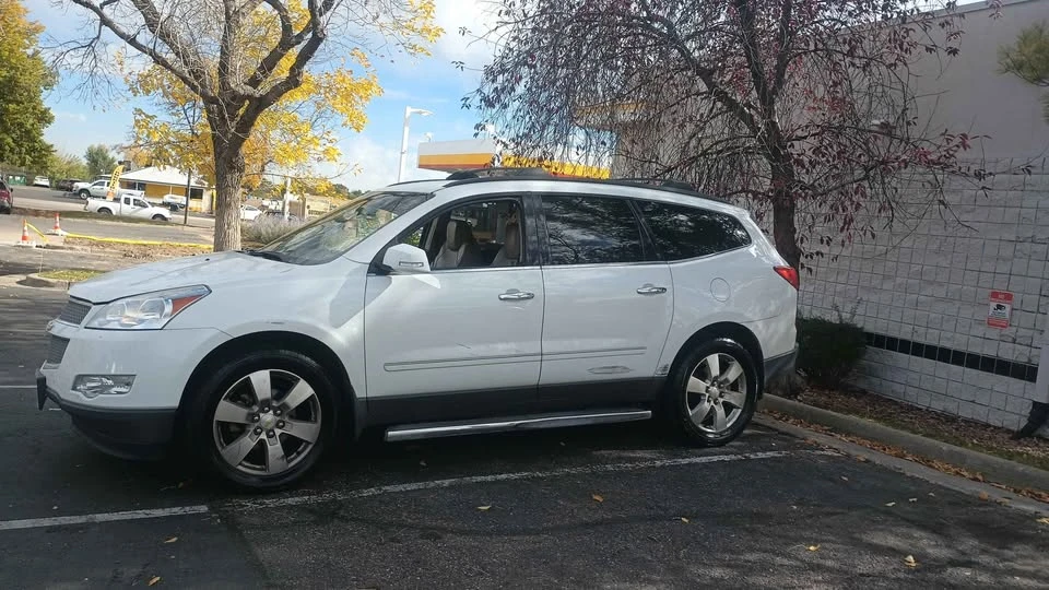 2010 Chevrolet Traverse - Image 16 of 20