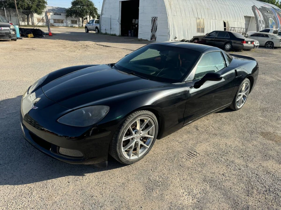 2010 Chevrolet Corvette C6 - Image 15 of 16