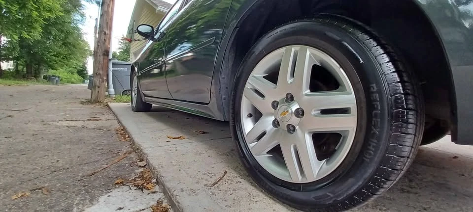 2010 Chevrolet Impala 9th Gen - Image 7 of 9