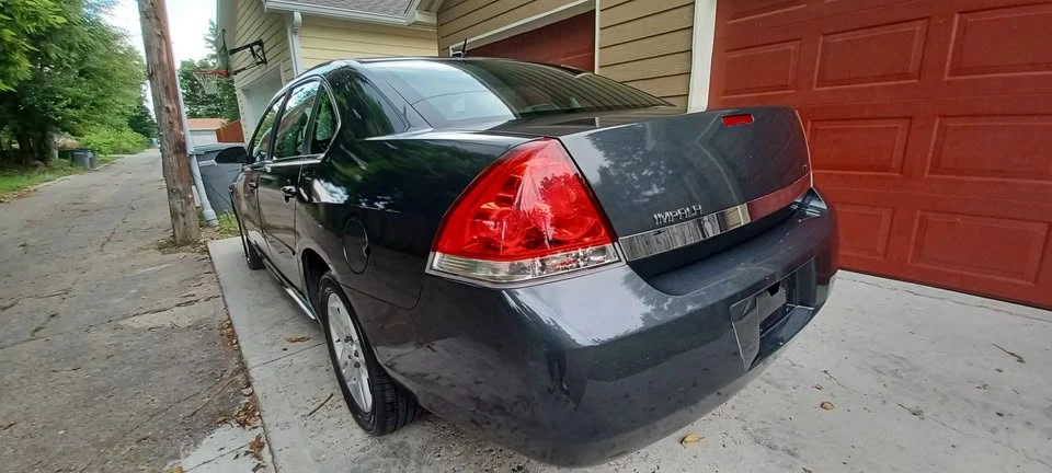 2010 Chevrolet Impala 9th Gen - Image 6 of 9