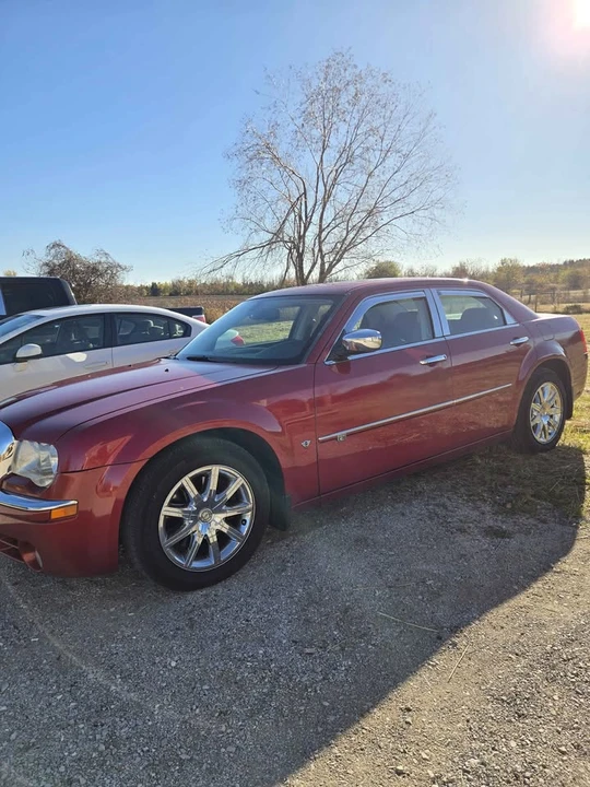 2010 Chrysler 300 (2005-2023) - Image 6 of 19