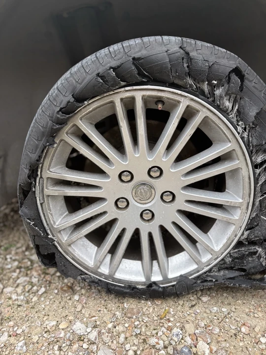 2010 Chrysler 300 (2005-2023) - Image 17 of 21