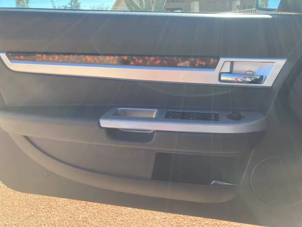 2010 Chrysler Sebring - Image 12 of 21