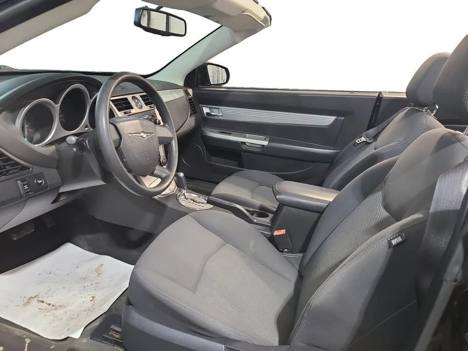 2010 Chrysler Sebring - Image 11 of 18