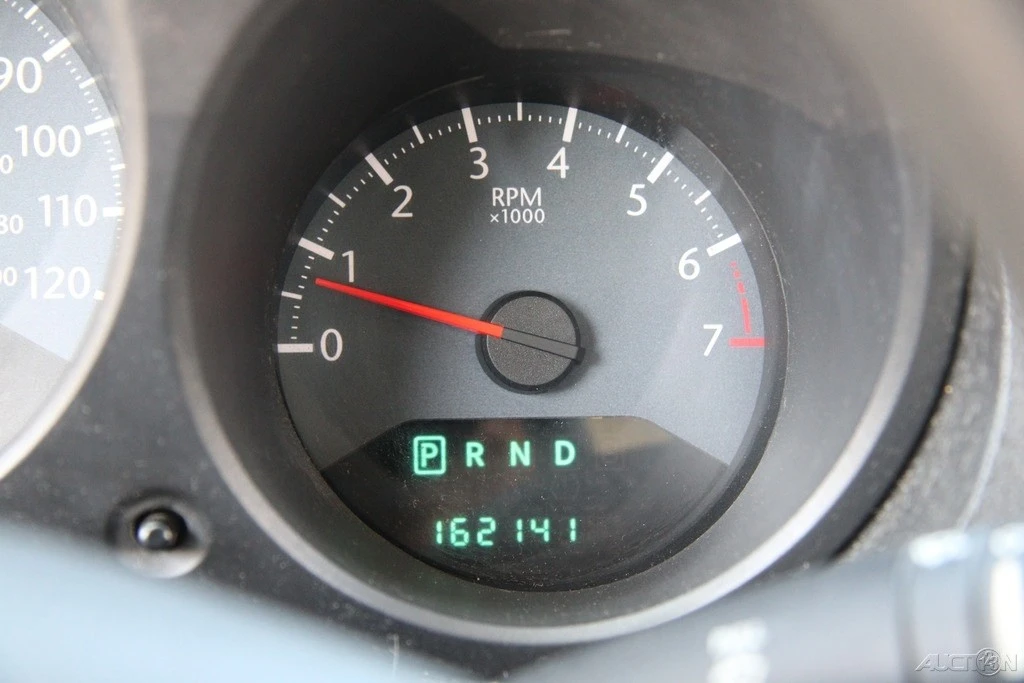 2010 Chrysler Sebring - Image 17 of 21