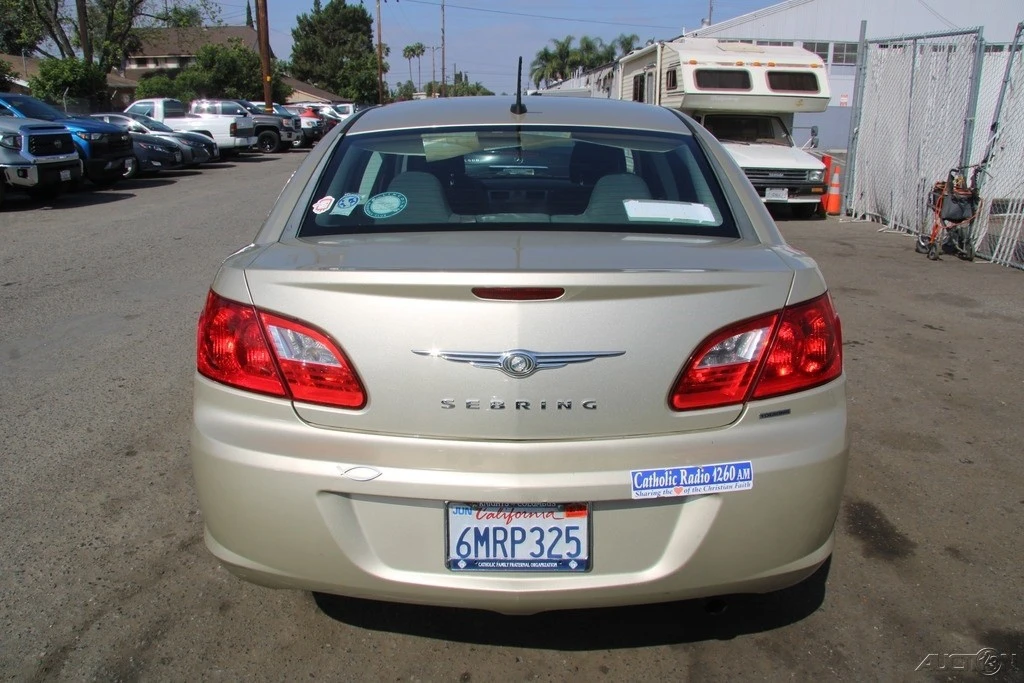 2010 Chrysler Sebring - Image 6 of 21