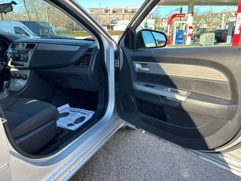 2010 Chrysler Sebring - Image 7 of 12