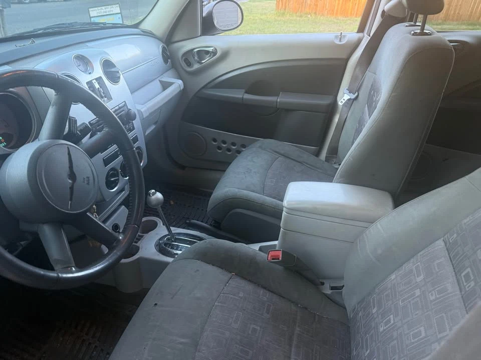 2010 Chrysler PT Cruiser - Image 6 of 8