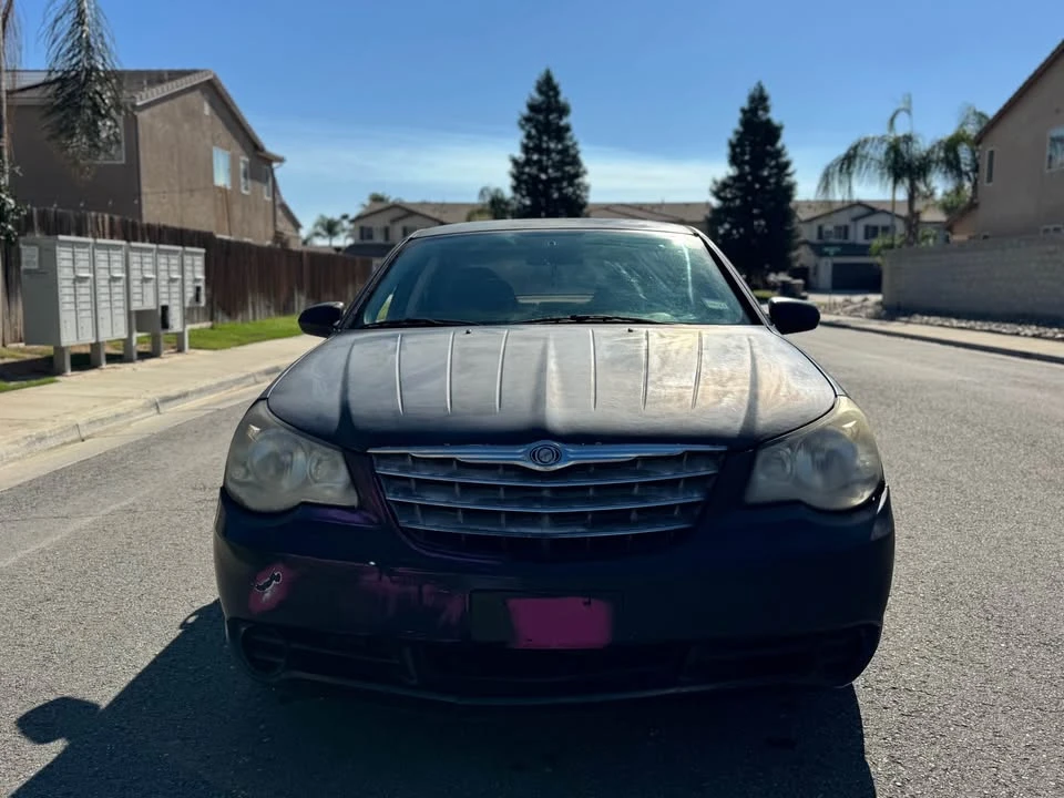 2010 Chrysler Sebring - Image 3 of 9
