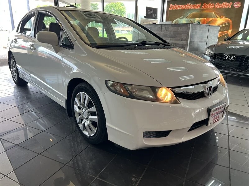 2010 Honda Civic 8th Gen - Image 4 of 4