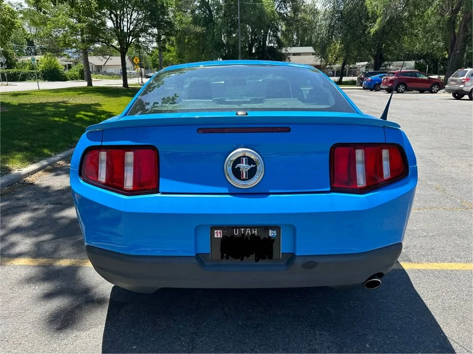 2010 Ford S197 Mustang - Image 6 of 9