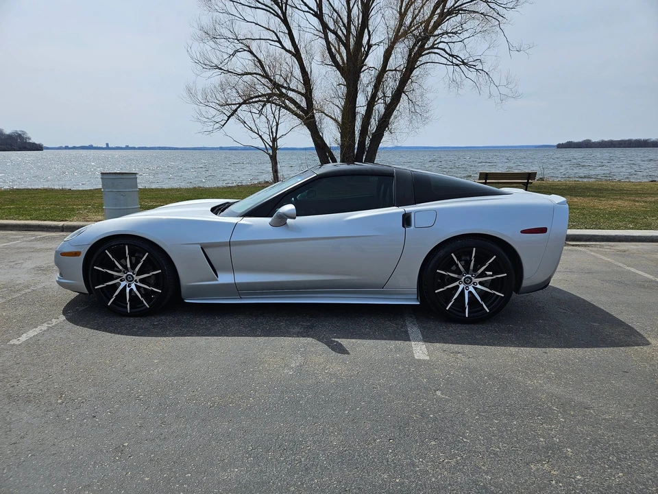 Chevrolet Corvette C6 - Image 9 of 22