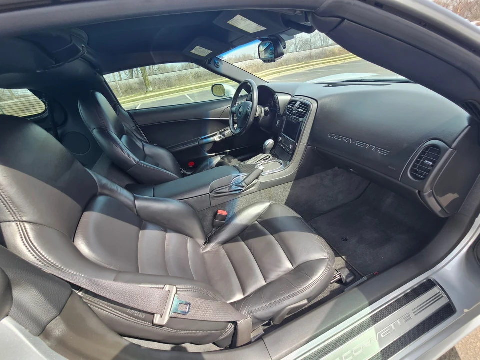 Chevrolet Corvette C6 - Image 14 of 22