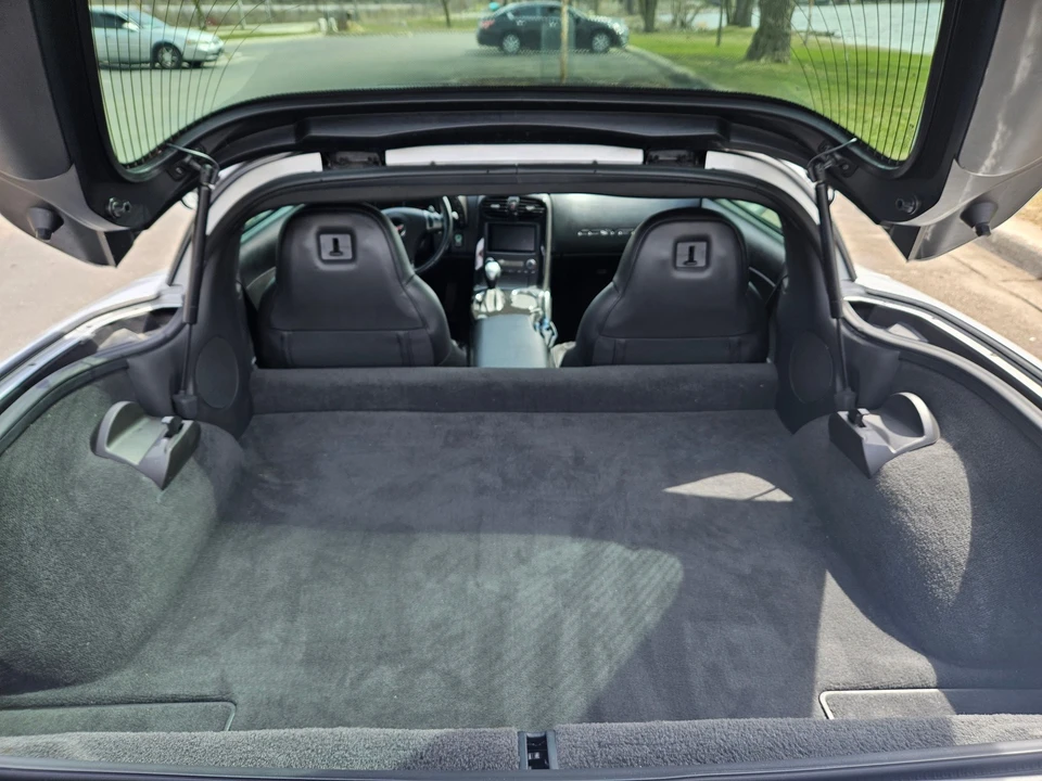 Chevrolet Corvette C6 - Image 15 of 22