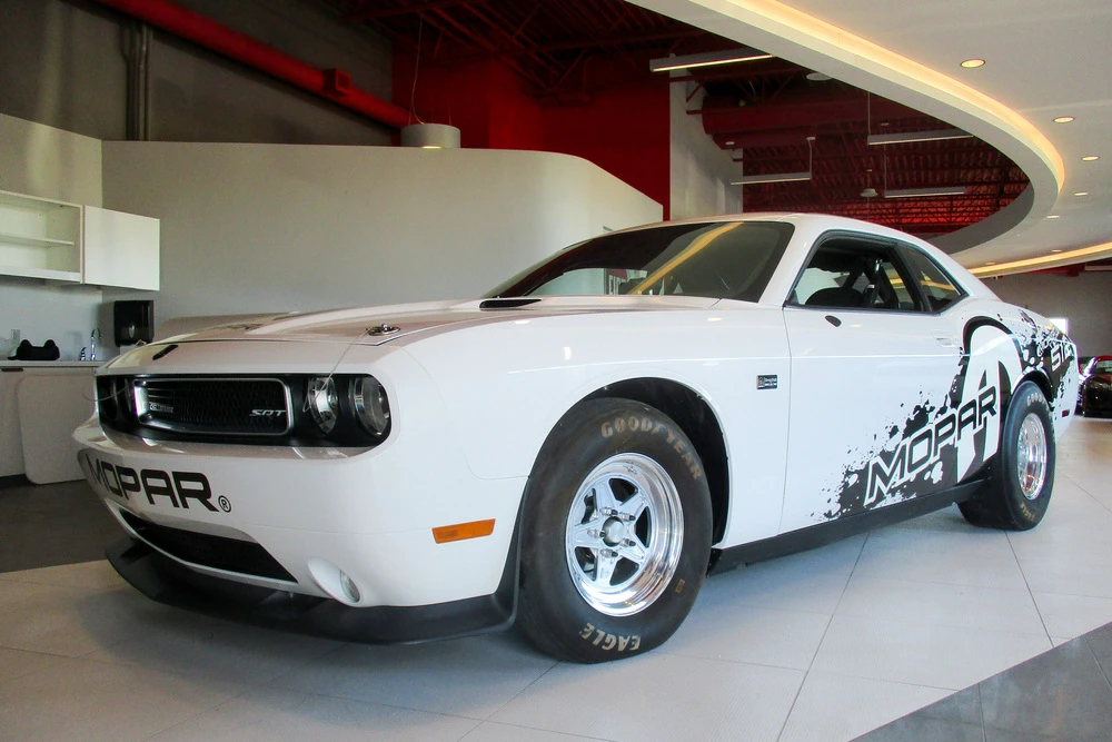 2010 Dodge Challenger 3rd Gen - Image 2 of 5