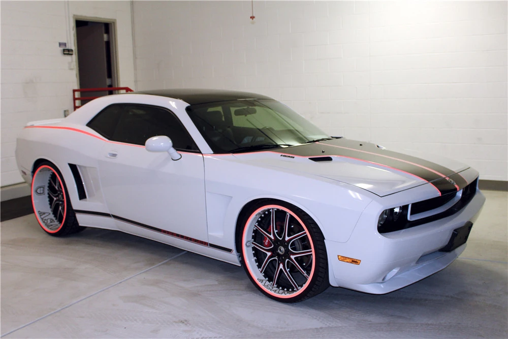 2010 Dodge Challenger 3rd Gen - Image 2 of 5