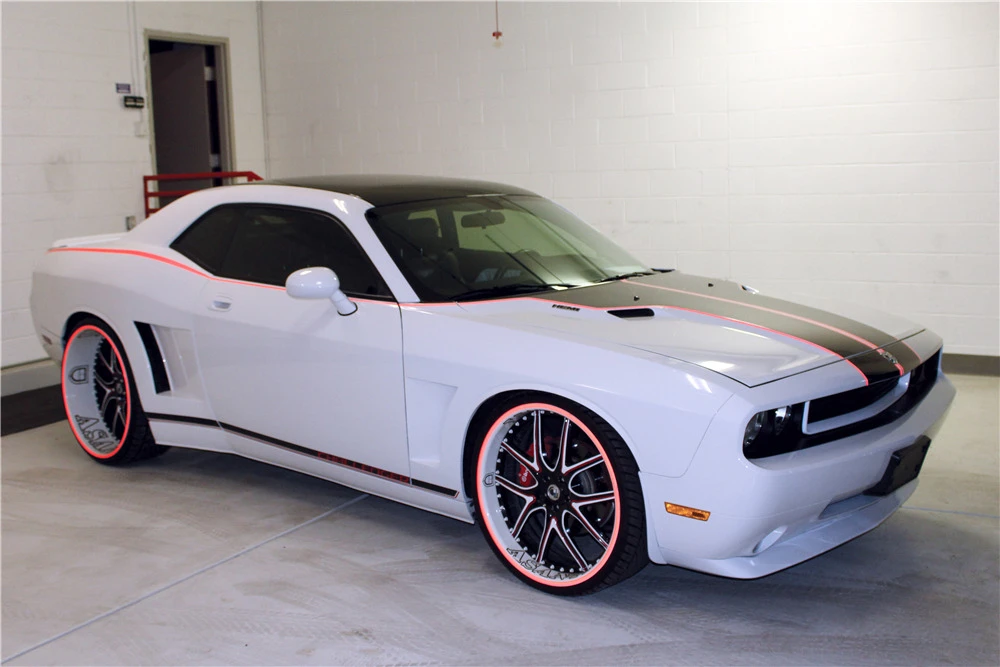 2010 Dodge Challenger 3rd Gen - Image 2 of 5