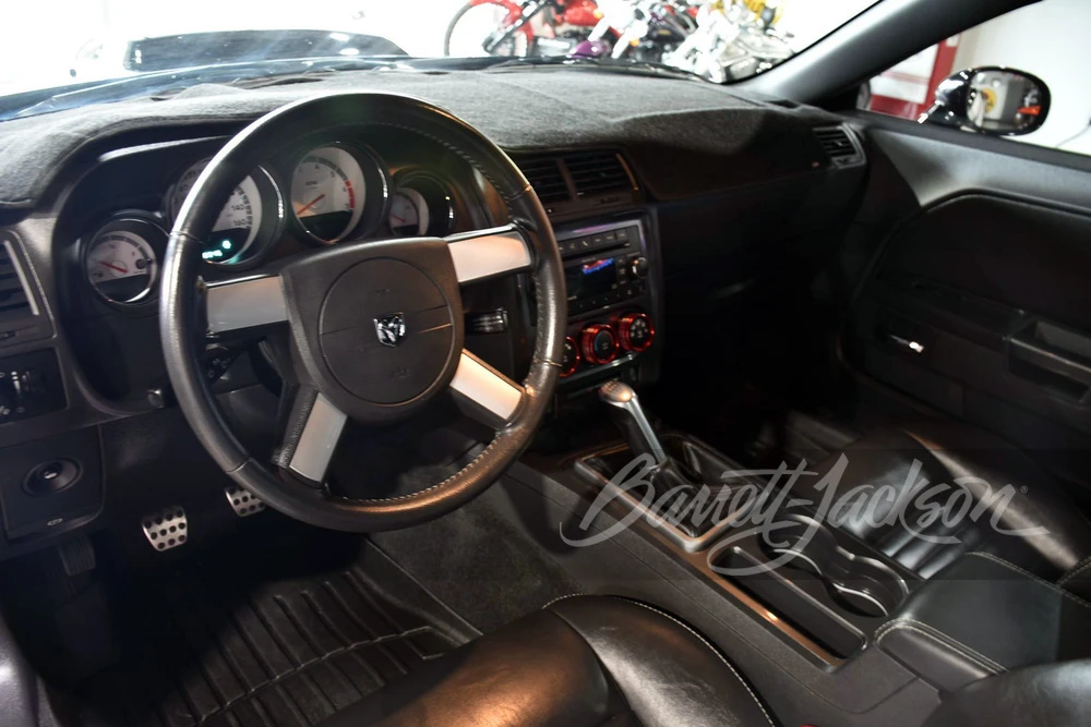 2010 Dodge Challenger 3rd Gen - Image 3 of 7