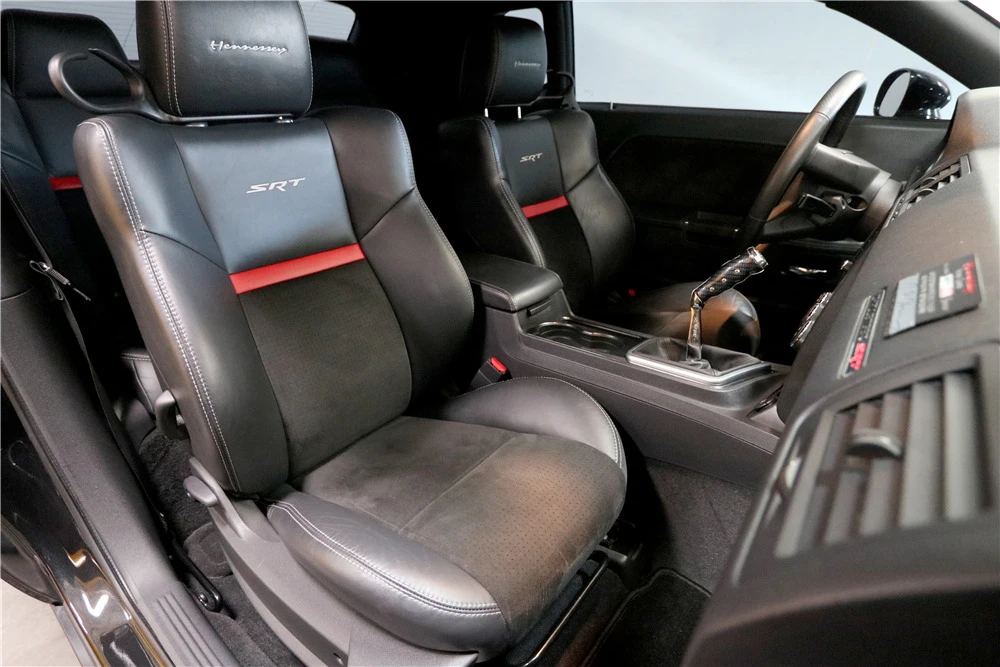 2010 Dodge Challenger SRT8 & 392 3rd Gen - Image 4 of 5