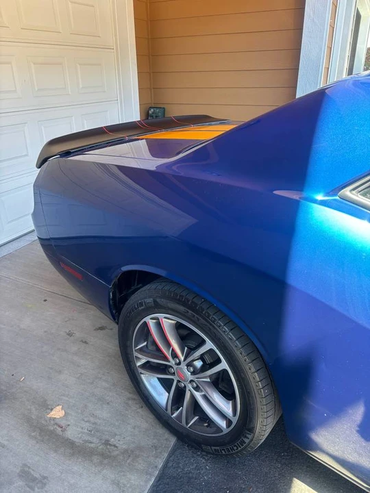 2010 Dodge Challenger 3rd Gen - Image 7 of 17