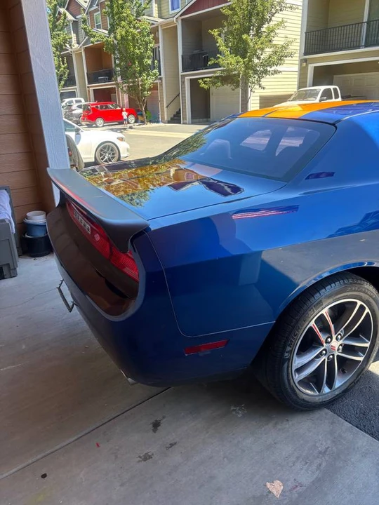 2010 Dodge Challenger 3rd Gen - Image 10 of 17