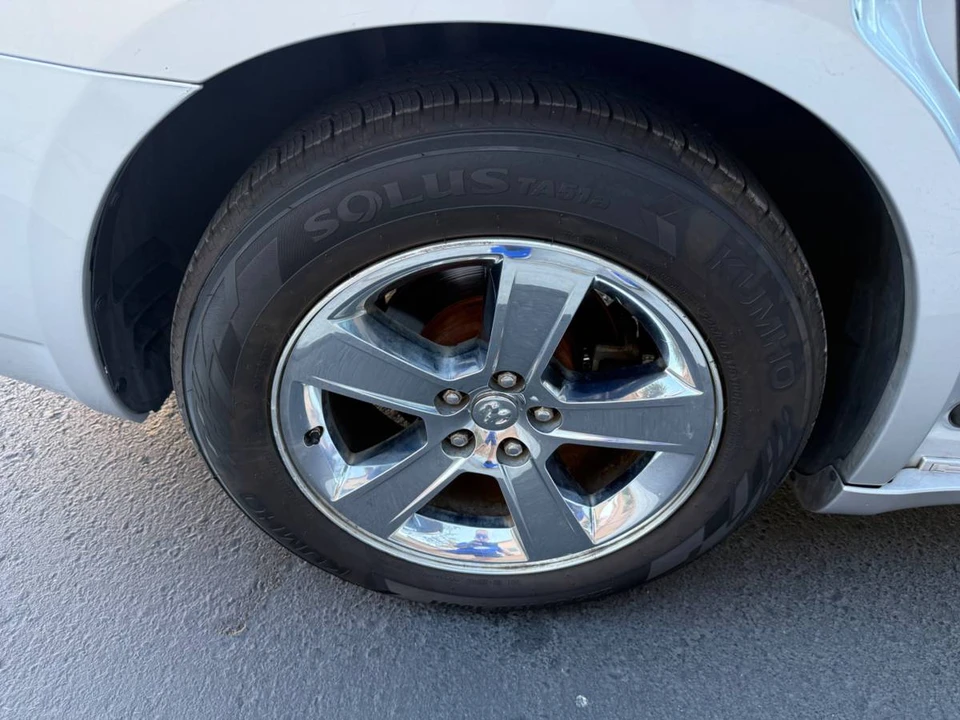 2010 Dodge Charger 6th Gen - Image 9 of 12