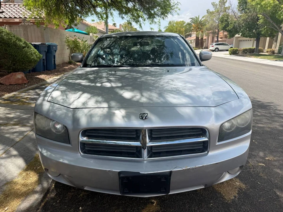2010 Dodge Charger 6th Gen - Image 2 of 12