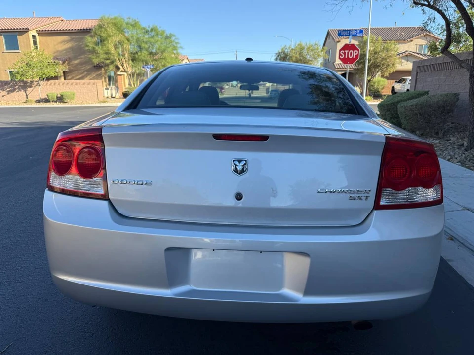 2010 Dodge Charger 6th Gen - Image 5 of 12