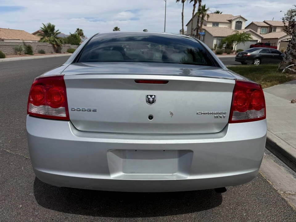 2010 Dodge Charger 6th Gen - Image 5 of 14