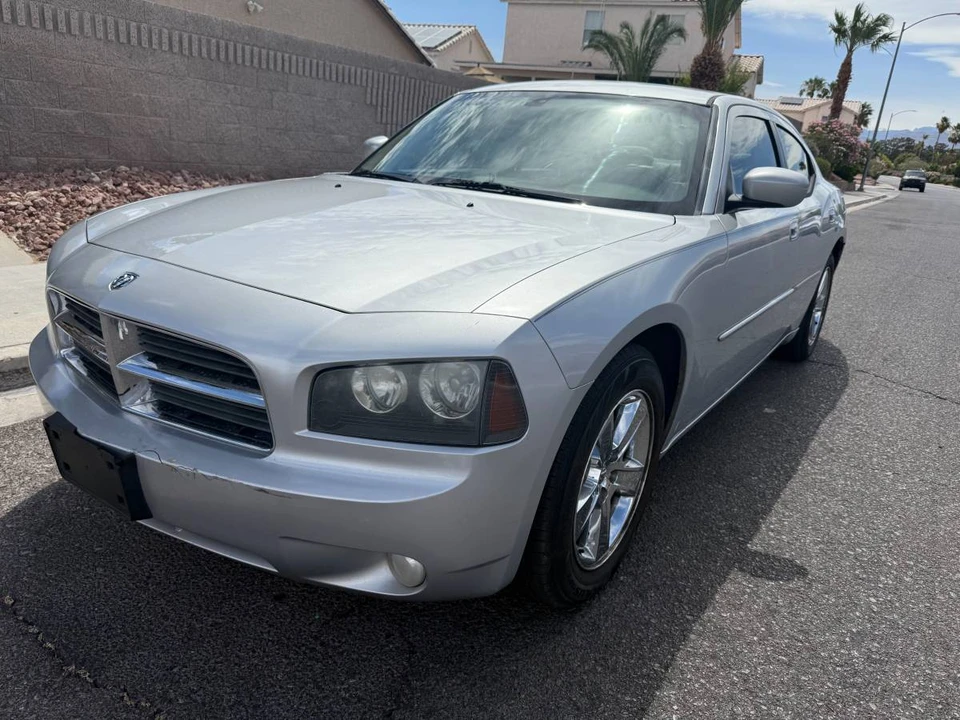 2010 Dodge Charger 6th Gen - Image 4 of 14