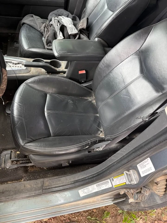 2010 Dodge Avenger Sedan - Image 7 of 10