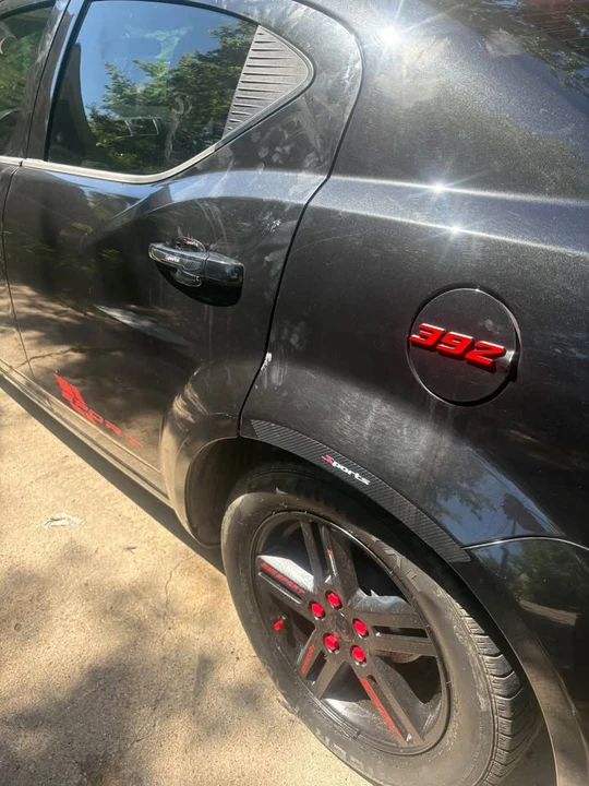 2010 Dodge Avenger Sedan - Image 10 of 16