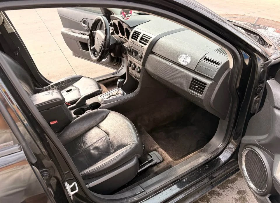 2010 Dodge Avenger Sedan - Image 3 of 10