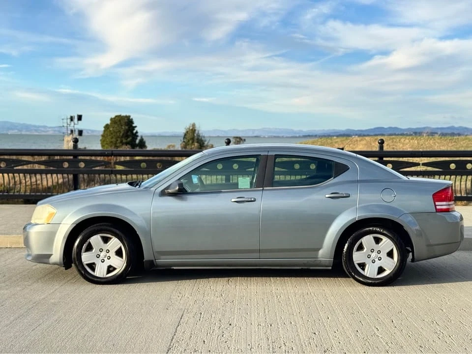 2010 Dodge Avenger Sedan - Image 8 of 12