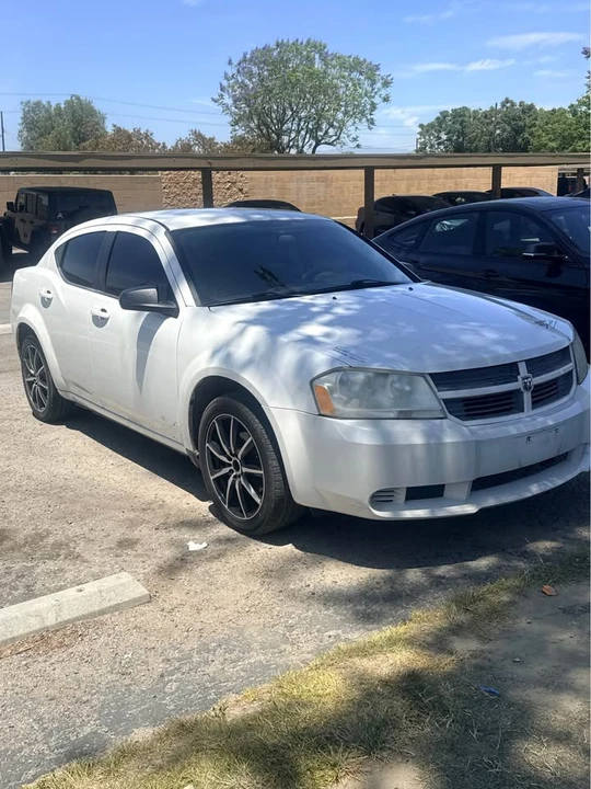 2010 Dodge Avenger Sedan - Image 3 of 8