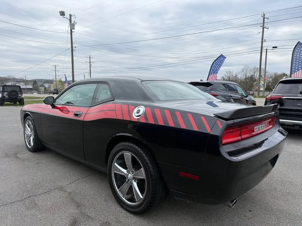 2010 Dodge Challenger 3rd Gen - Image 4 of 12