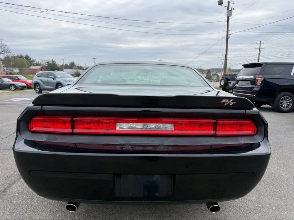 2010 Dodge Challenger 3rd Gen - Image 3 of 12