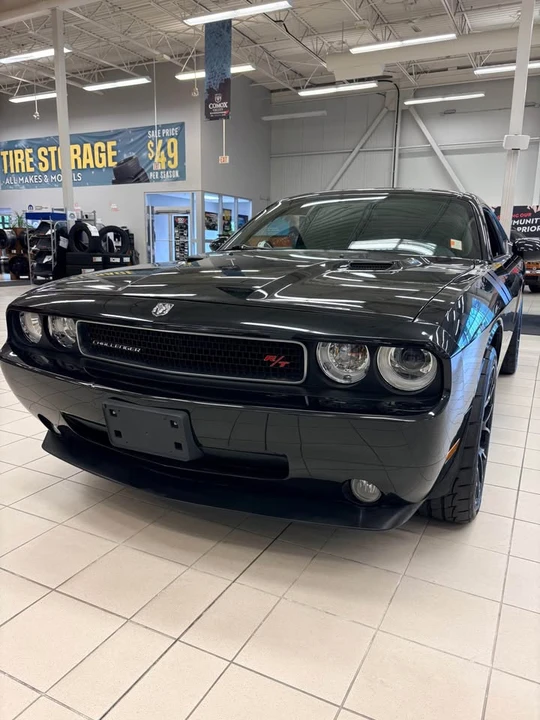 2010 Dodge Challenger 3rd Gen - Image 3 of 5