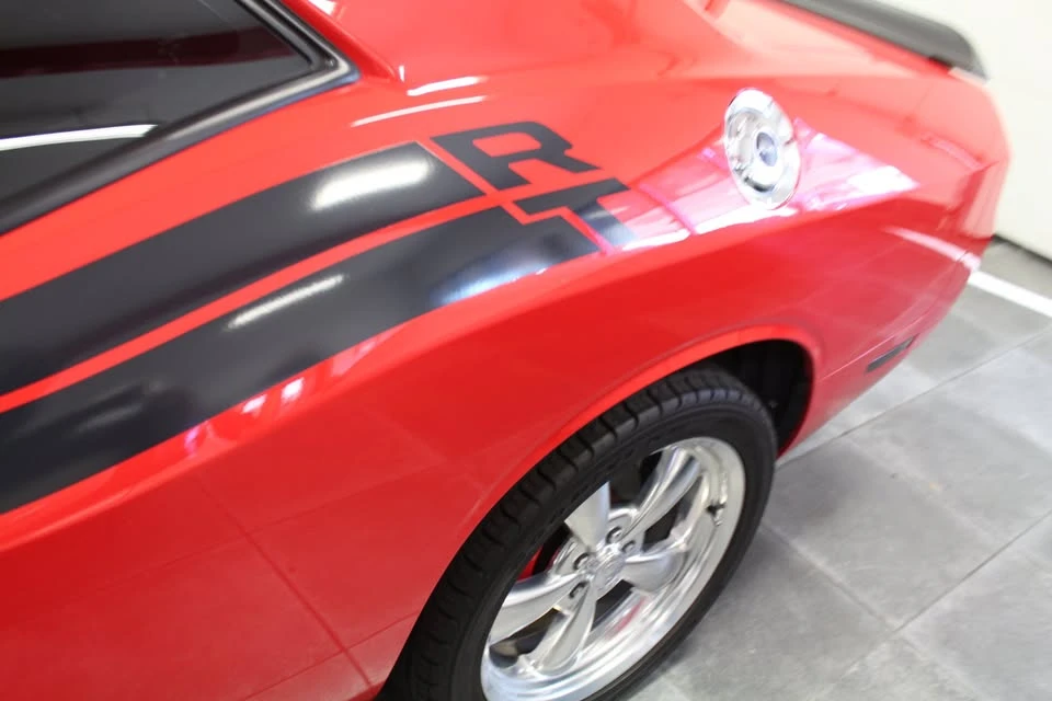 2010 Dodge Challenger 3rd Gen - Image 18 of 20