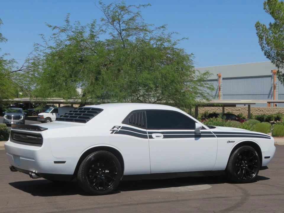 2010 Dodge Challenger 3rd Gen - Image 12 of 20