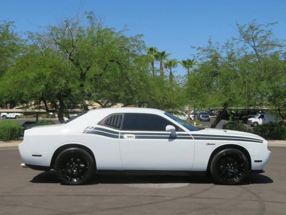 2010 Dodge Challenger 3rd Gen - Image 11 of 20
