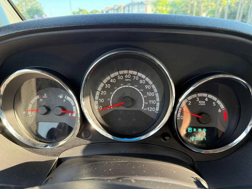 2010 Dodge Caliber - Image 13 of 16
