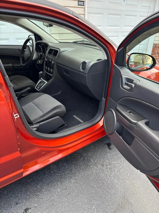2010 Dodge Caliber - Image 9 of 11