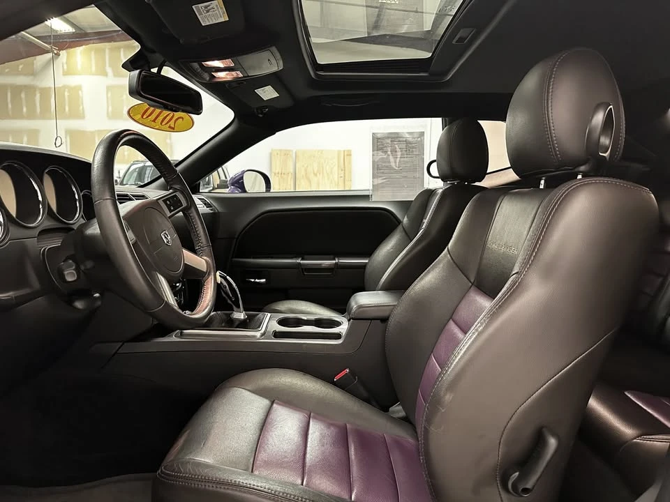 2010 Dodge Challenger 3rd Gen - Image 9 of 20