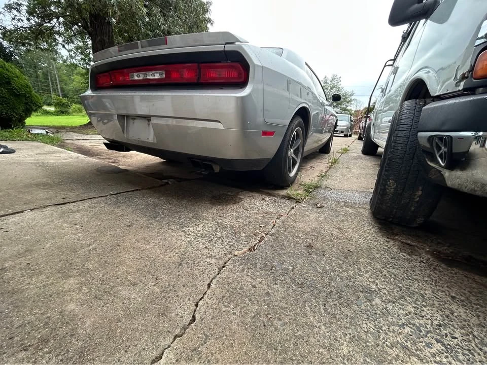 2010 Dodge Challenger 3rd Gen - Image 11 of 12